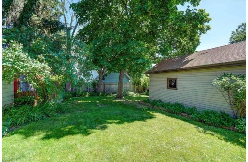 3118 Lindbergh St, Madison, WI 53704