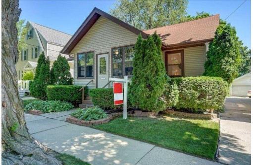 3118 Lindbergh St, Madison, WI 53704