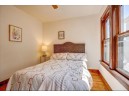 3118 Lindbergh St, Madison, WI 53704