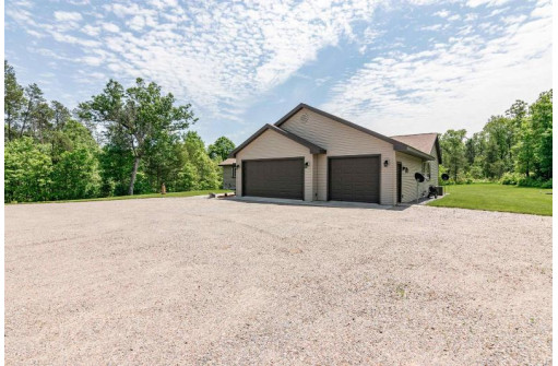 1105 Buttercup Ave, Friendship, WI 53934