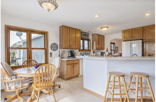 201 4th St, Brooklyn, WI 53521