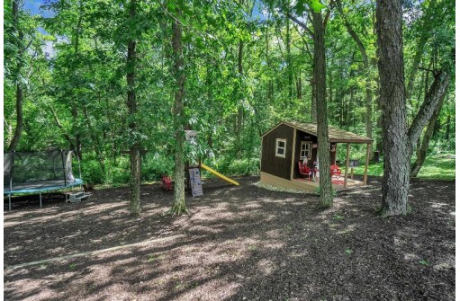 10118 N Trescher Rd, Milton, WI 53563