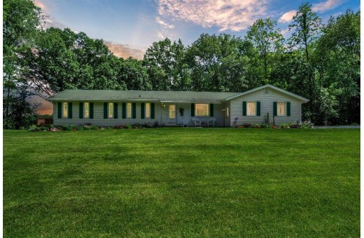 10118 N Trescher Rd, Milton, WI 53563