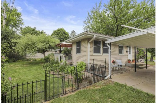 4325 Milwaukee St, Madison, WI 53714