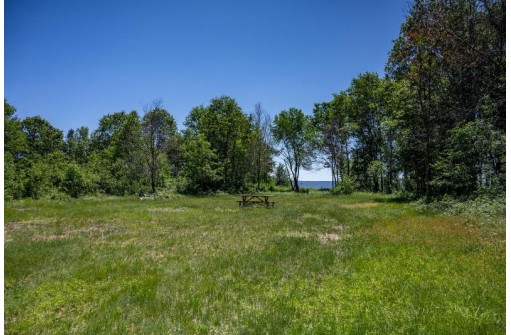 W4869 Big Bay Rd, Necedah, WI 54646