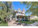 108 S 4th St, Mount Horeb, WI 53572