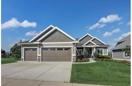 2429 Genevieve Way, Waunakee, WI 53597