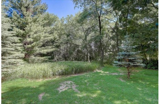 W5608 French Rd, Johnson Creek, WI 53038