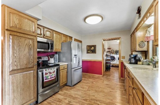 101 N Johnson St, DeForest, WI 53532