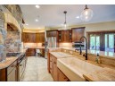 5864 Cobblestone Ln, Waunakee, WI 53597