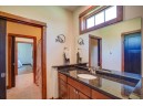 5864 Cobblestone Ln, Waunakee, WI 53597