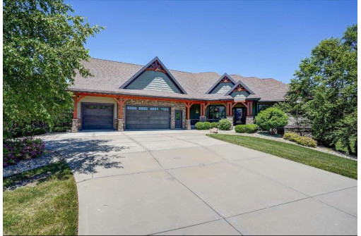 5864 Cobblestone Ln, Waunakee, WI 53597