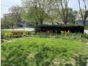 1954 Schlimgen Ave, Madison, WI 53704-4022