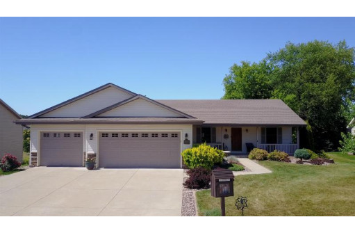 4083 Huntington Ave, Janesville, WI 53546