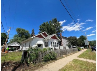 215 E Wisconsin St Prairie Du Chien, WI 53821