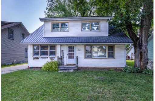 216 C St, Footville, WI 53537