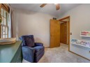 5633 Sandpiper Ln, Madison, WI 53716