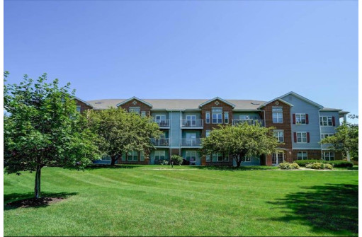 1629 Kings Mill Way 206, Madison, WI 53718