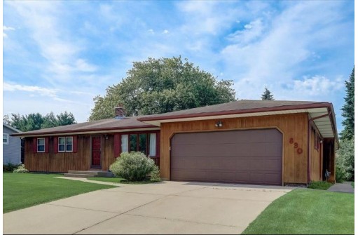 830 S Perry Pky, Oregon, WI 53575