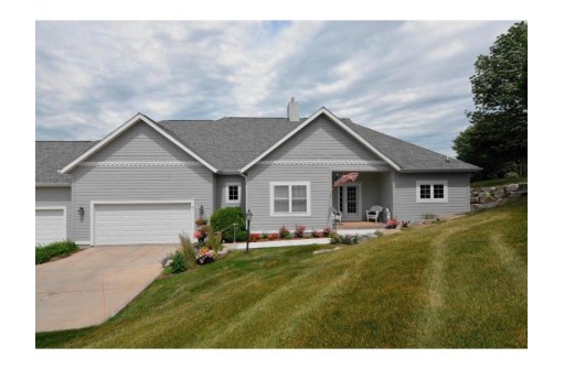 41 Settler Hill Cir, Madison, WI 53717