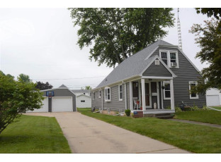 15 Beverly Ct Waupun, WI 53963