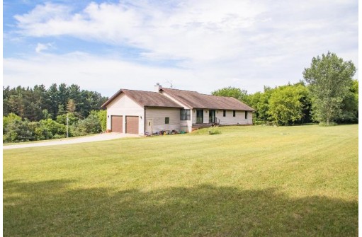 W5398 Bend Rd, Princeton, WI 54968