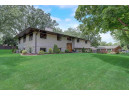 722 William Dr, Sun Prairie, WI 53590