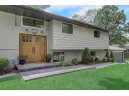 722 William Dr, Sun Prairie, WI 53590