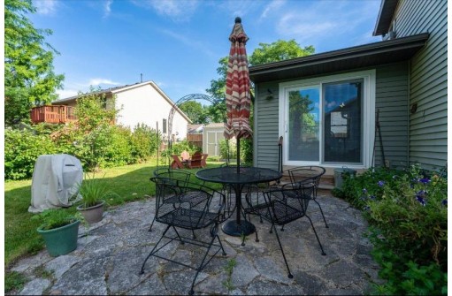 2818 Wayland Dr, Madison, WI 53713