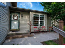 2818 Wayland Dr, Madison, WI 53713