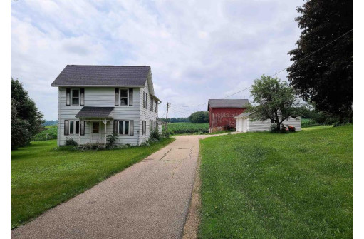 N9211 County Road Ee, Pardeeville, WI 53954