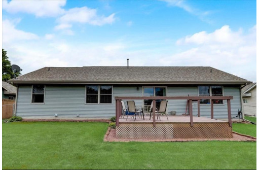 2828 Regent St, Janesville, WI 53546