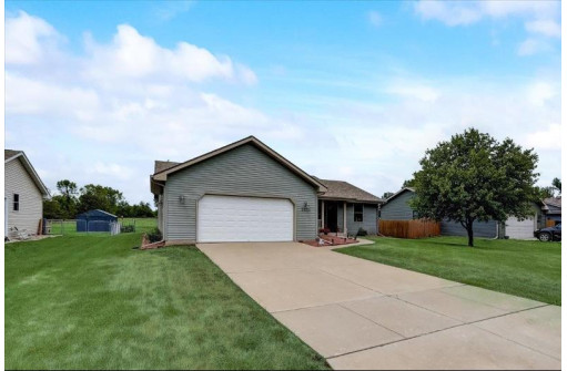 2828 Regent St, Janesville, WI 53546