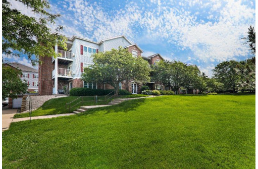 1629 Kings Mill Way 306, Madison, WI 53718