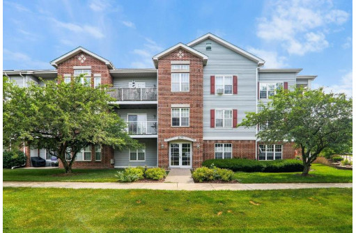 1629 Kings Mill Way 306, Madison, WI 53718