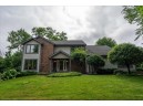 913 Pebble Beach Dr, Madison, WI 53717