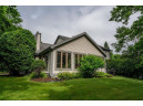 913 Pebble Beach Dr, Madison, WI 53717