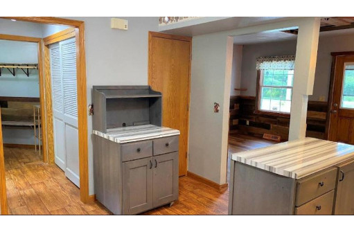 E12516 County Road T, Baraboo, WI 53913