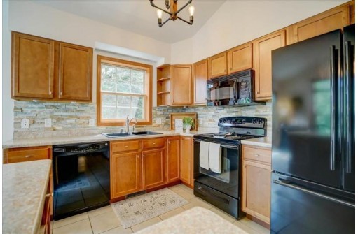 4425 Bellgrove Ln, Madison, WI 53704