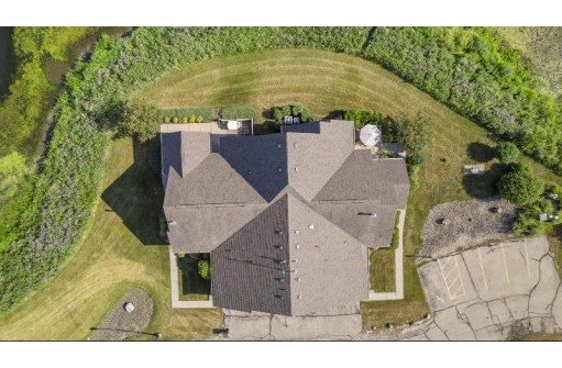 62 Pond View Way, Fitchburg, WI 53711