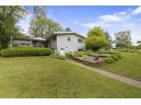 407 Meadow Wood Dr, Mount Horeb, WI 53572
