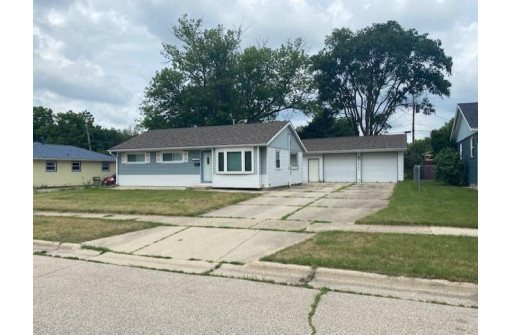 2622 Joliet St, Janesville, WI 53546