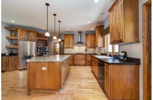 7370 Meadow Valley Rd, Middleton, WI 53562