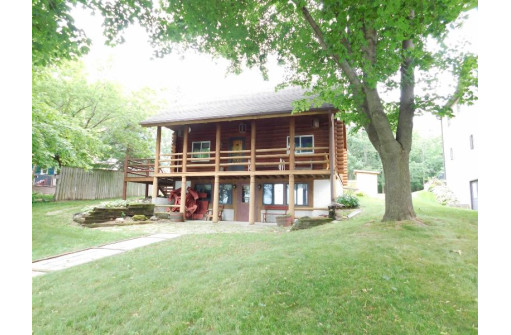 W10596 Hickory Point Rd, Beaver Dam, WI 53916