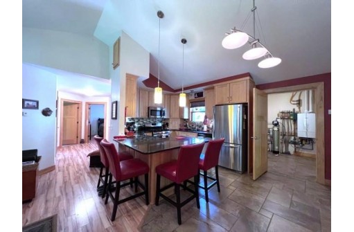 16702 Ridgeview Ln, Viola, WI 54664