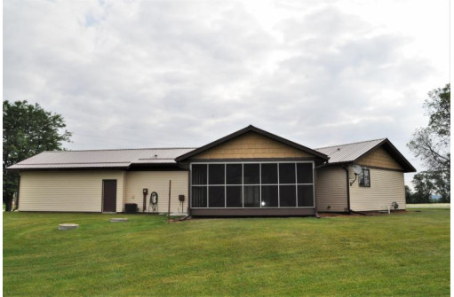 12417 S County Road G, Spring Green, WI 53588