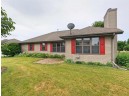 1156 Summerhill Dr, Janesville, WI 53546