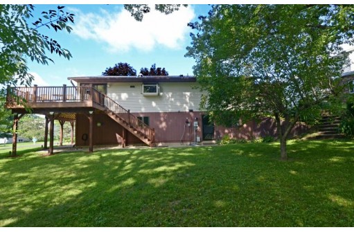 749 S Walker Way, Sun Prairie, WI 53590