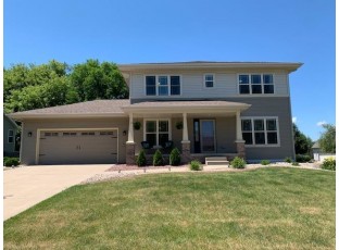 692 Featherwood Pass Sun Prairie, WI 53590