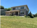 692 Featherwood Pass, Sun Prairie, WI 53590